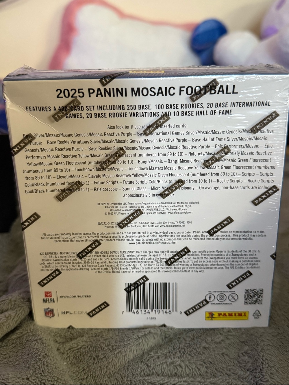 Panini Mosaic Mega Box - Blue & White - Picture 3 of 5